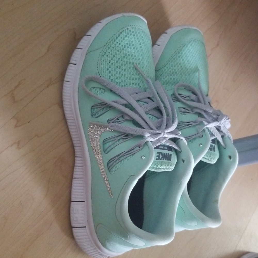 LIMITED EDITION NIKE FREE with crystal detail
